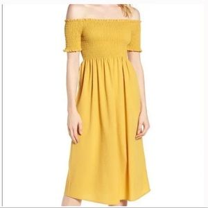 Chelsea 28 Yellow Striped Smocked Off the Shoulder Dress 3x